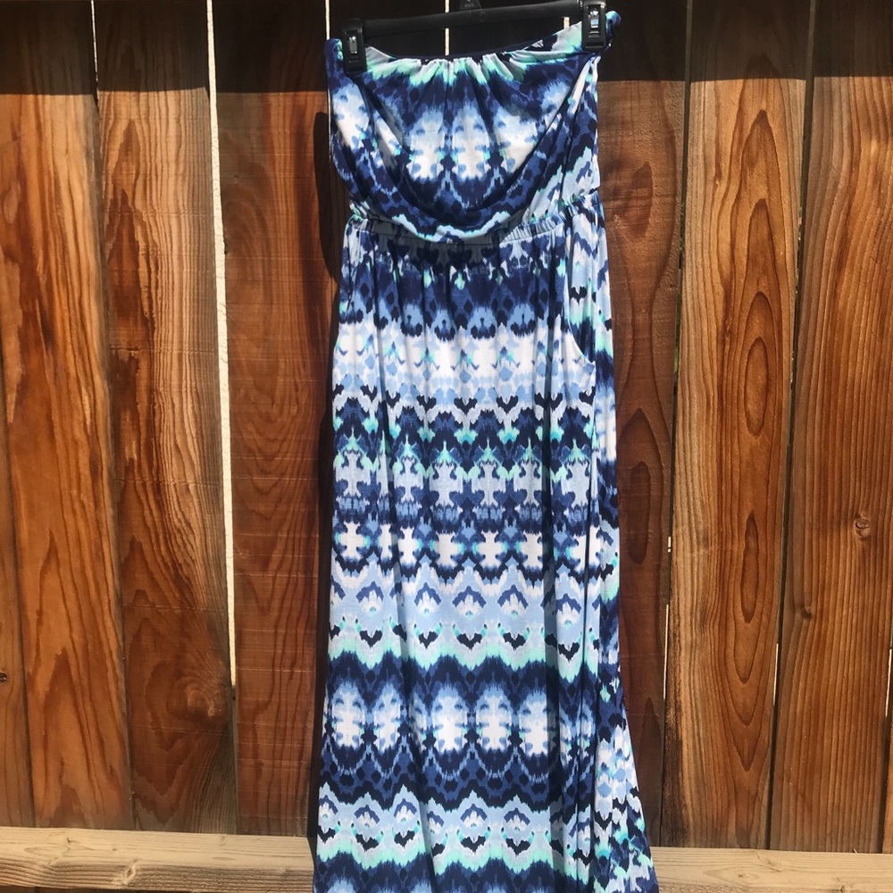 Blue maxi tube top dress with pockets